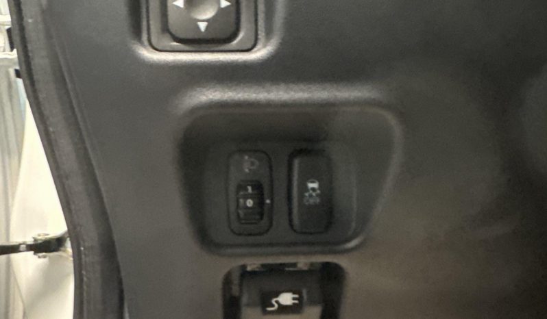 
								Peugeot Ion Electrique full									