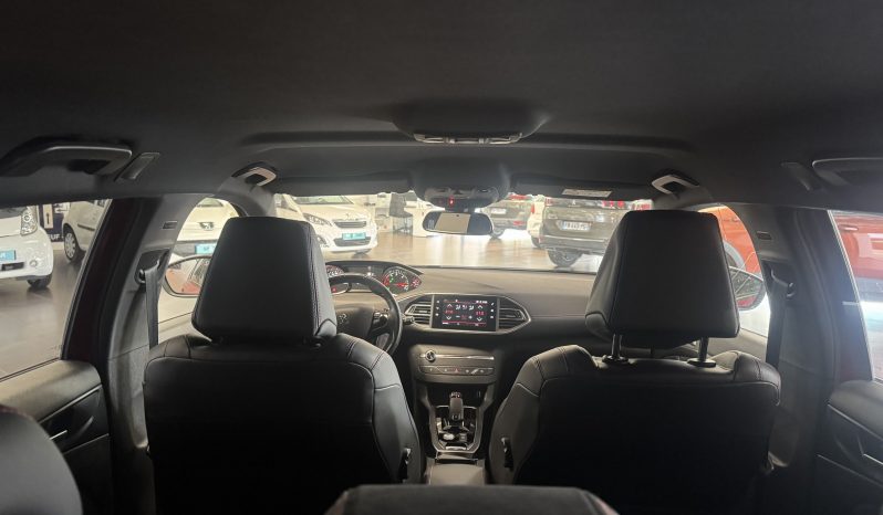 
								Peugeot 308 SW (2) BlueHDi 180 S&S EAT8 GT full									