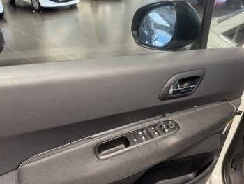 Peugeot 5008 1.6 BlueHDi 120 S&S EAT6 7 places Allure