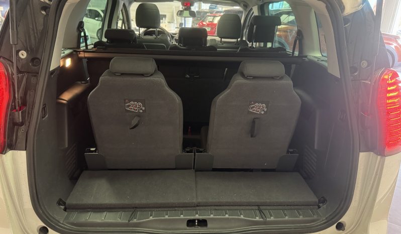 
								Peugeot 5008 1.6 BlueHDi 120 S&S EAT6 7 places Allure full									