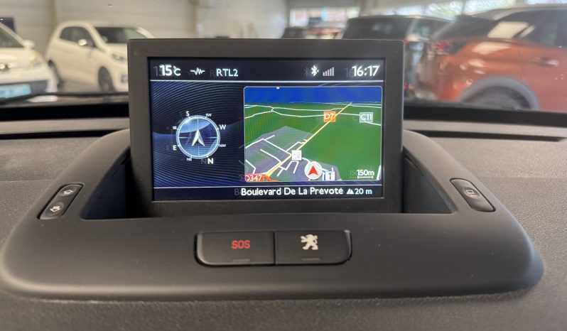 
								Peugeot 5008 1.6 BlueHDi 120 S&S EAT6 7 places Allure full									