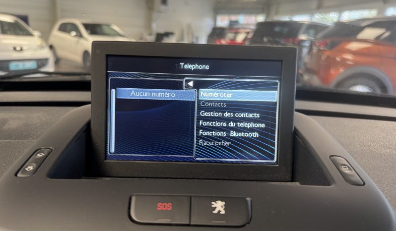 
								Peugeot 5008 1.6 BlueHDi 120 S&S EAT6 7 places Allure full									