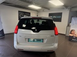 
										Peugeot 5008 1.6 BlueHDi 120 S&S EAT6 7 places Allure full									