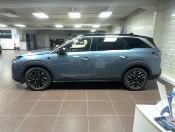 Peugeot 5008 (3) 1.2 HYBRID 136 E-DCS6 GT