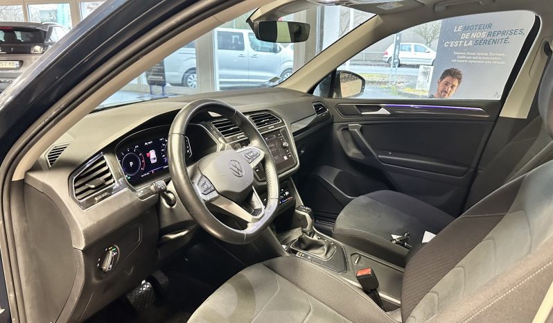 
								Volkswagen TIGUAN 2016 1.5 TSI BLUEMOTION – 150 – BV DSG 7 ELEGANCE full									