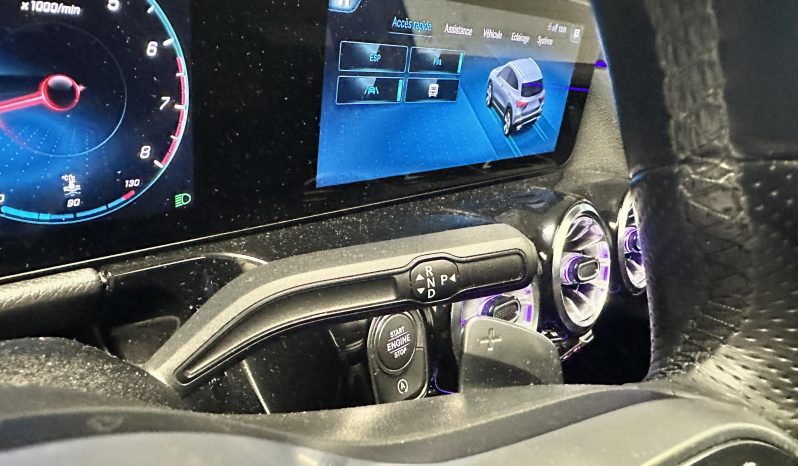 
								Mercedes Classe GLA GLA 200 Fascination BVA7 full									