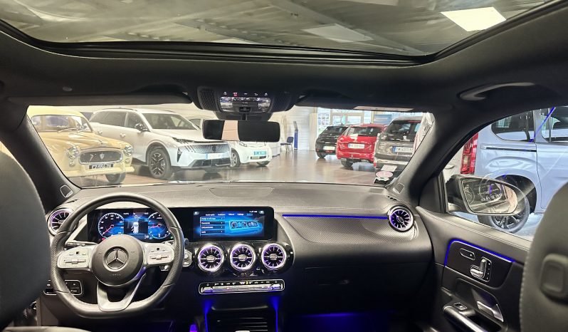 
								Mercedes Classe GLA GLA 200 Fascination BVA7 full									