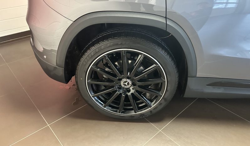 
								Mercedes Classe GLA GLA 200 Fascination BVA7 full									