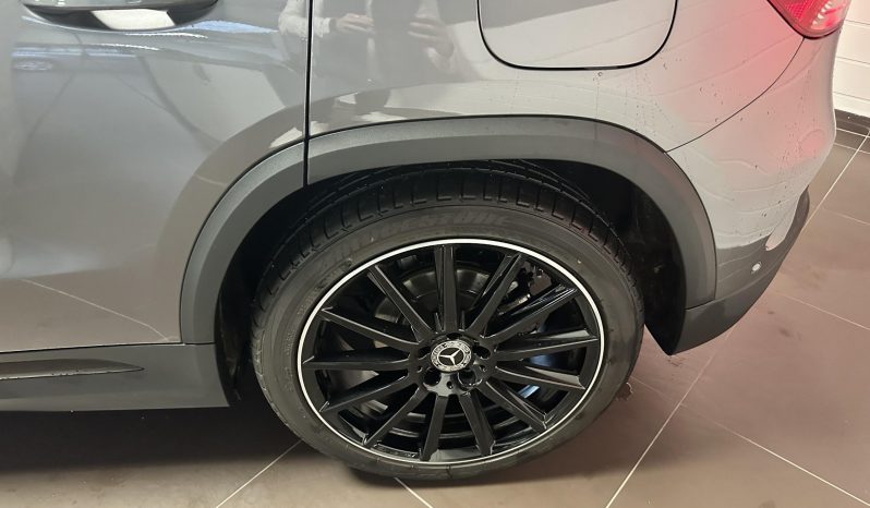 
								Mercedes Classe GLA GLA 200 Fascination BVA7 full									