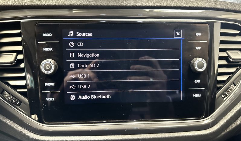 
								Volkswagen T-Roc 1.5 TSI 150 EVO CARAT DSG7 full									