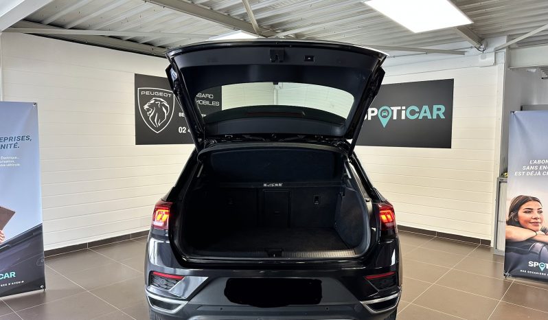 
								Volkswagen T-Roc 1.5 TSI 150 EVO CARAT DSG7 full									