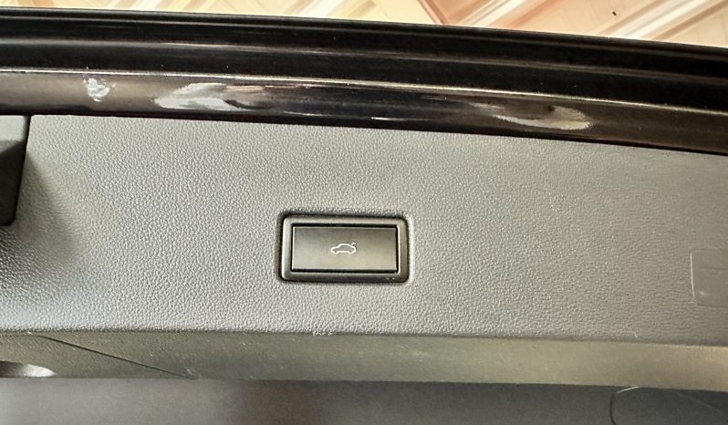 
								Volkswagen T-Roc 1.5 TSI 150 EVO CARAT DSG7 full									