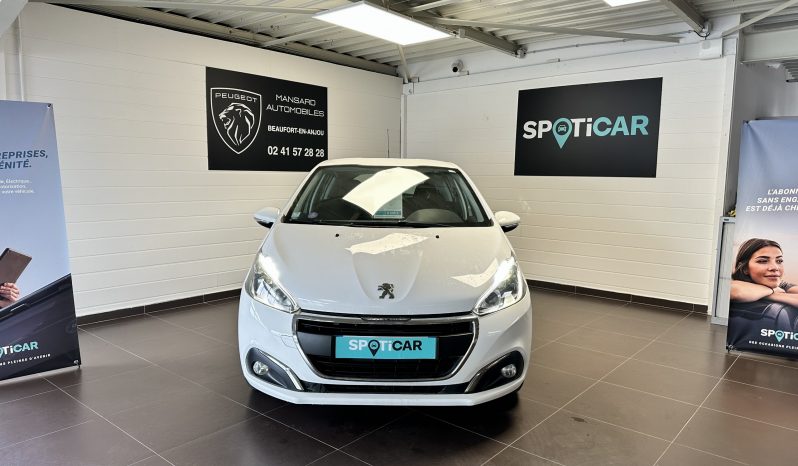 
								Peugeot 208 1.2 PureTech 82 Active full									