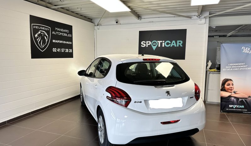
								Peugeot 208 1.2 PureTech 82 Active full									