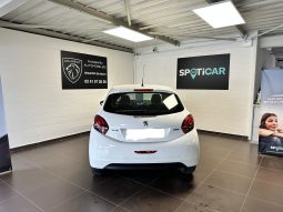 
										Peugeot 208 1.2 PureTech 82 Active full									