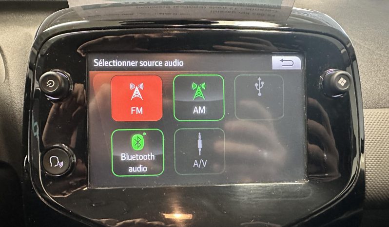 
								Peugeot 108 VTI 72 STYLE full									