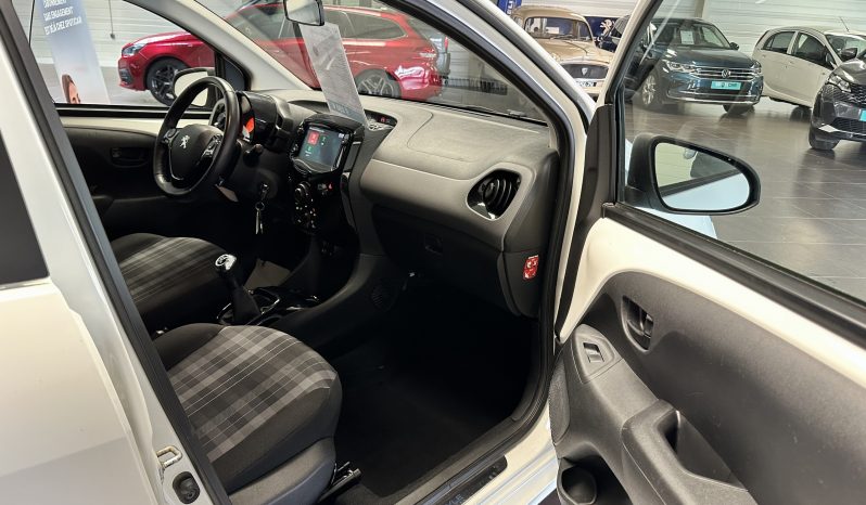 
								Peugeot 108 VTI 72 STYLE full									