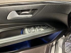 Peugeot 3008 (2) 1.6 HYBRID 225 E-EAT8 GT Pack