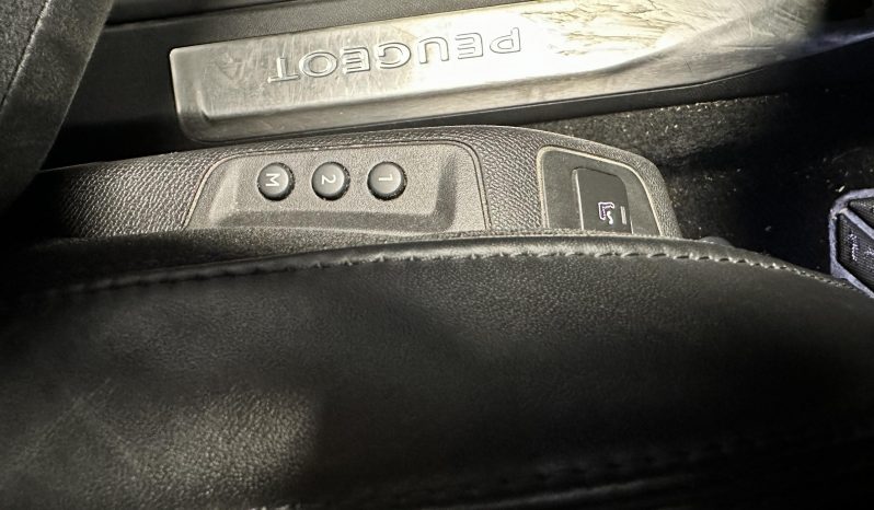 
								Peugeot 3008 (2) 1.6 HYBRID 225 E-EAT8 GT Pack full									