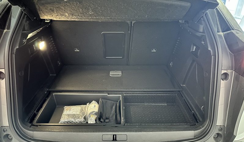 
								Peugeot 3008 (2) 1.6 HYBRID 225 E-EAT8 GT Pack full									