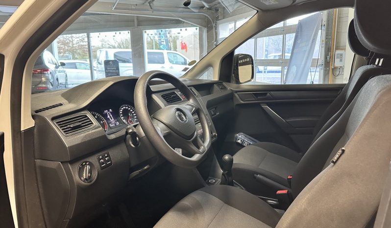 
								Volkswagen Caddy Maxi (4) 2.0 TDI 102 Confortline full									