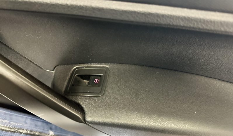 
								Volkswagen Caddy Maxi (4) 2.0 TDI 102 Confortline full									