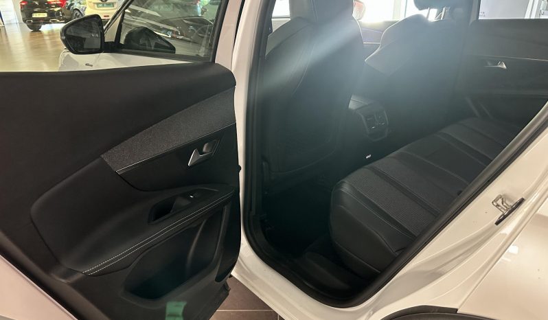 
								Peugeot 3008 (2) 1.6 HYBRID 225 E-EAT8 Allure Pack full									