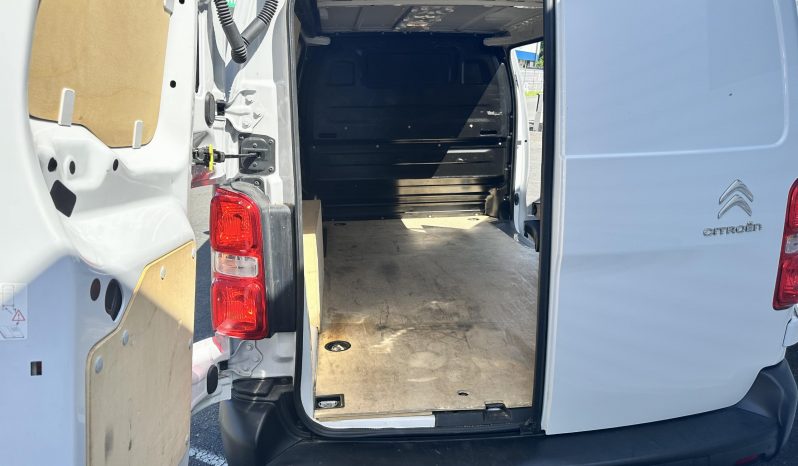 
								Citroën Jumpy (3) XL BlueHDi 145 S&S BVM6 Driver full									
